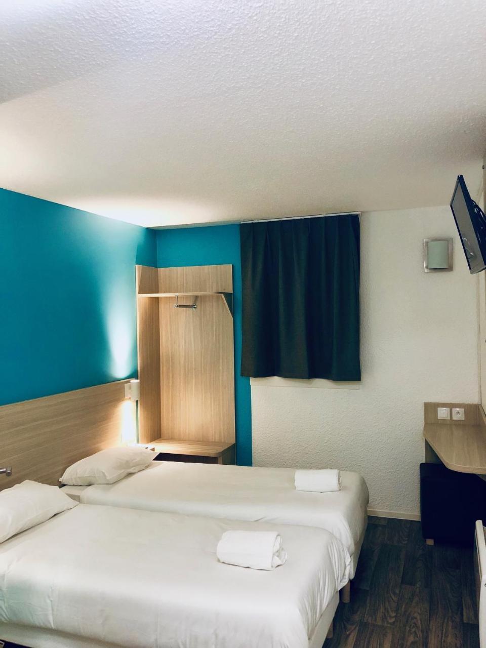 Hotel Du Stade Ex Kyriad Direct Lille Est Stade Pierre Mauroy Villeneuve-d'Ascq Exteriör bild
